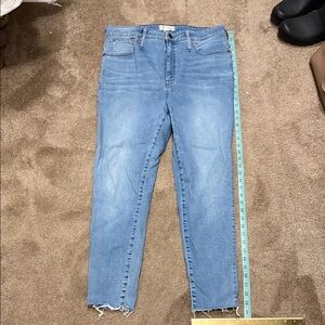 Madewell Light Wash Raw Hem Ankle Jeans